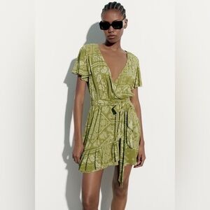 ZARA Green Patterned Paisley Short Sleeve Wrap Mini Dress Women’s Size Small